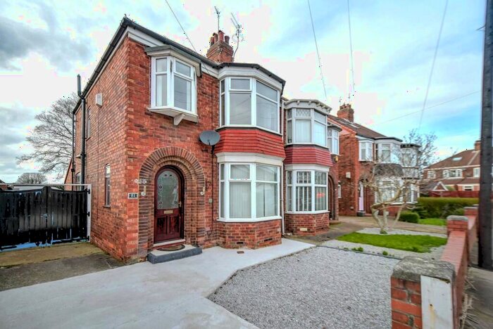 3 Bedroom Semi-Detached House To Rent In Birklands Drive, Hull, East Yorkshire, HU8