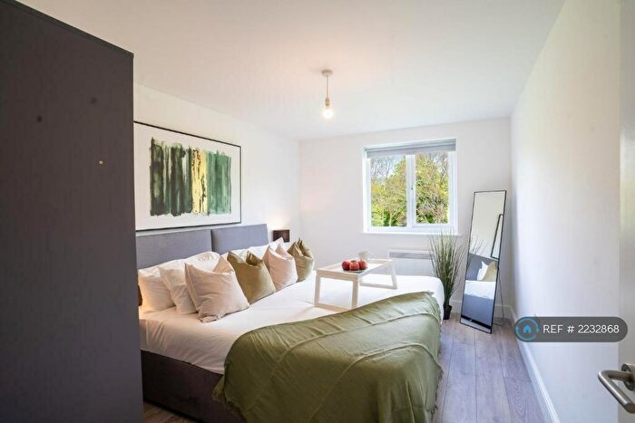 2 Bedroom Flat To Rent In Langland Road, Netherfield, Milton Keynes, MK6