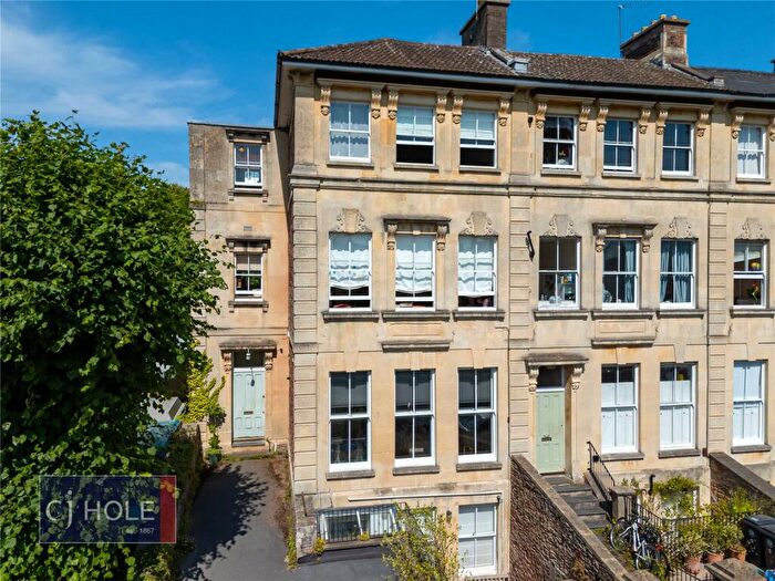 2 Bedroom Apartment To Rent In Northcote Road, Clifton, Bristol, BS8