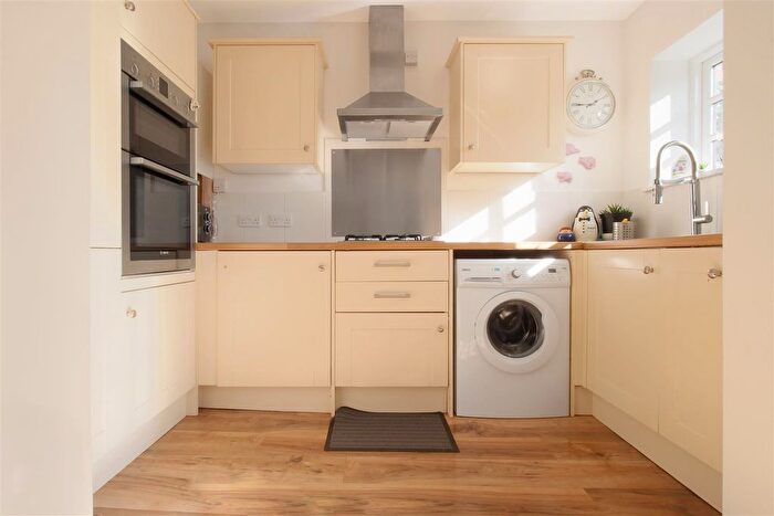 2 Bedroom Semi-Detached House For Sale In Baldock Road, Buntingford, SG9