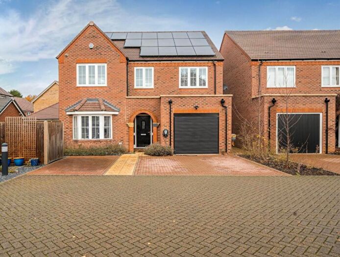 4 Bedroom Detached House For Sale In Berridge Fields, Potton, Sandy, SG19