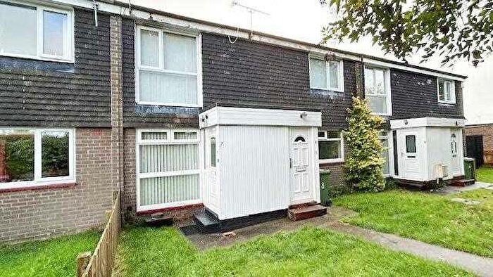 2 Bedroom Flat For Sale In Wedderlaw, Southfield Lea, Cramlington, NE23