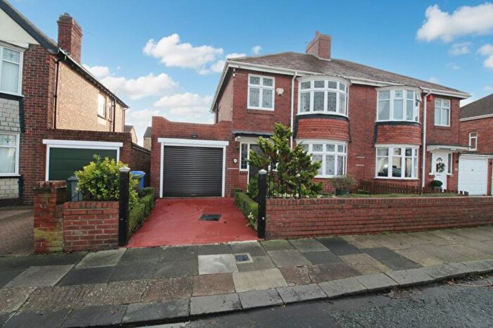 3 Bedroom Semi Detached House For Sale In Plessey Road, Blyth, NE24