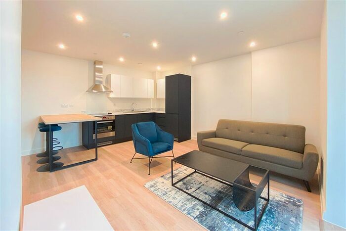 2 Bedroom Flat To Rent In New Kings Head Yard, Salford, M3