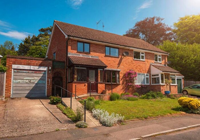 3 Bedroom Semi-Detached House For Sale In Ridge Lea, Hemel Hempstead, Hertfordshire, HP1