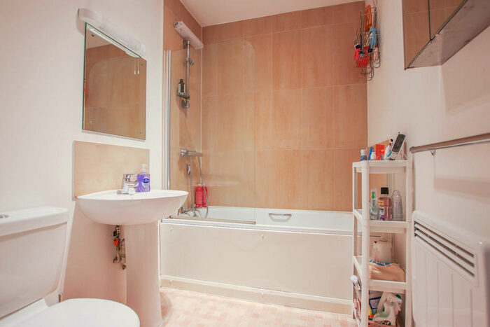 2 Bedroom Apartment To Rent In Elder Court, Hertford, SG13