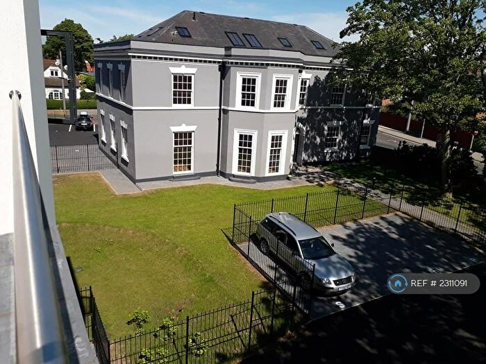 3 Bedroom Flat To Rent In The Grange, Beeston, Nottingham, NG9