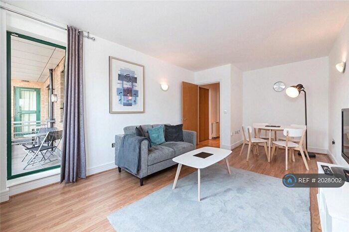 1 Bedroom Flat To Rent In Mansell St, London, E1
