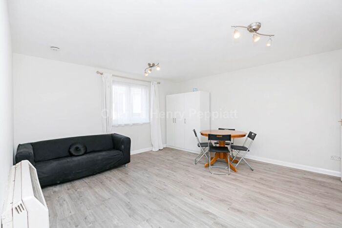 1 Bedroom Flat To Rent In Alwyn Gardens, Hendon, NW4