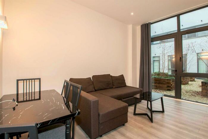 1 Bedroom Apartment To Rent In Capital Drive, Linford Wood, MK14