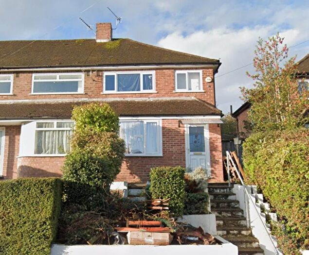 3 Bedroom End Of Terrace House To Rent In Thirlmere Avenue, Tilehurst, RG30