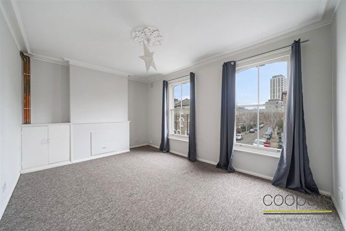 1 Bedroom Property To Rent In Dalyell Road, London, SW9