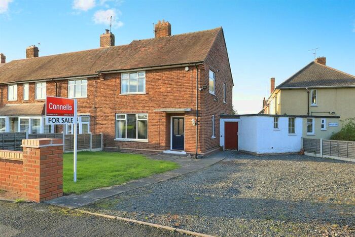 3 Bedroom End Of Terrace House For Sale In Rushall Road, Bushbury, Wolverhampton, WV10