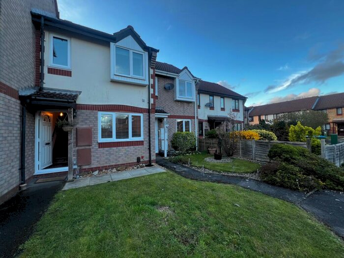 2 Bedroom House To Rent In Grove Place, Southampton, SO19