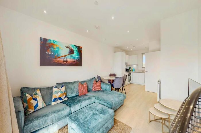 1 Bedroom Flat To Rent In Perryfield Way, London, NW9