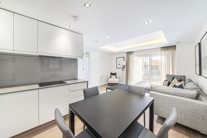 2 Bedroom Flat To Rent In The Landau, Farm Lane, London, SW6