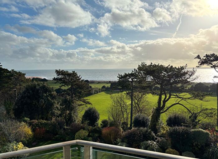 3 Bedroom Flat For Sale In Douglas Avenue, Exmouth, EX8