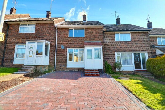 2 Bedroom Terraced House To Rent In The Knares, SS16