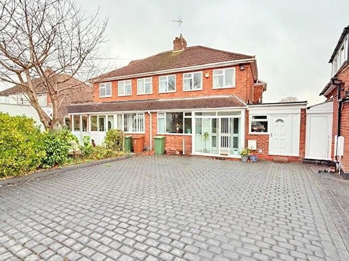 3 Bedroom Property To Rent In Frankburn Road, Sutton Coldfield, B74