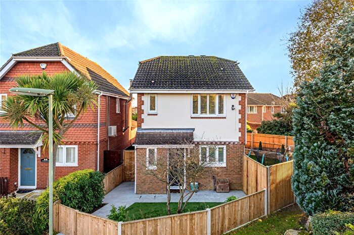 3 Bedroom Detached House For Sale In Woking, Surrey, GU22