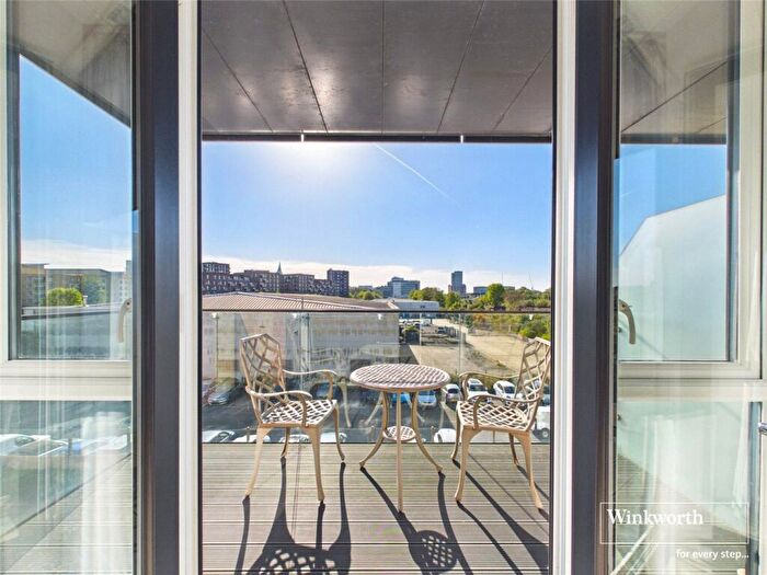 2 Bedroom Apartment To Rent In Oscar Wilde Road, Reading, Berkshire, RG1