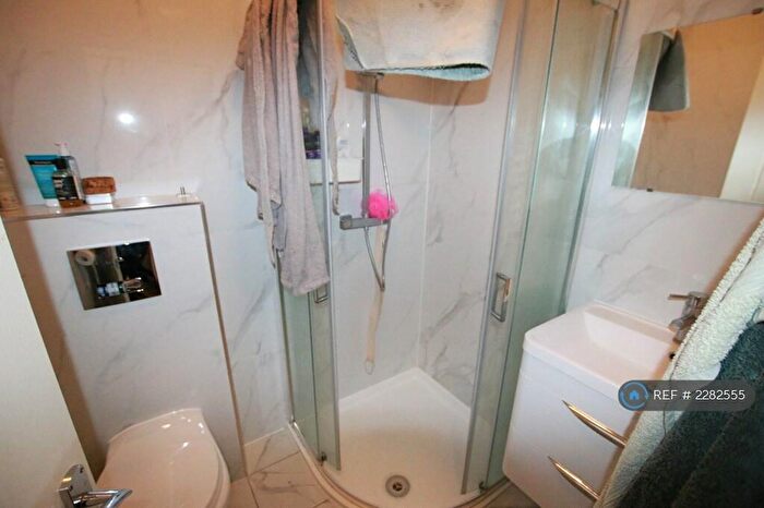 7 Bedroom Terraced House To Rent In Shinfield Road, Reading, RG2