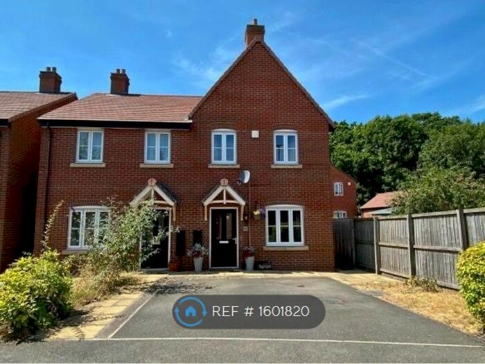 2 Bedroom Semi-Detached House To Rent In Chapelfield Grove, Bingham, Nottingham, NG13