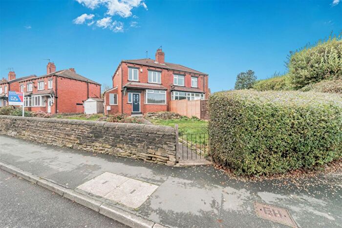 3 Bedroom Semi-Detached House For Sale In Waterloo Lane, Bramley, Leeds, LS13