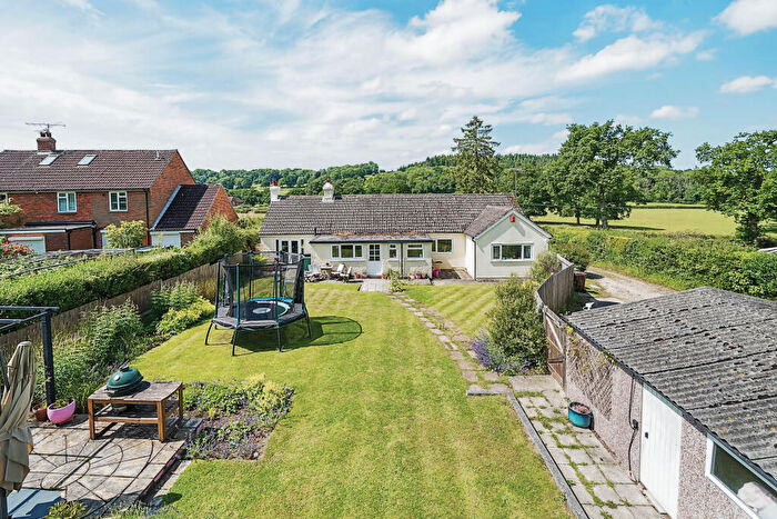 4 Bedroom Detached House For Sale In Blacknest Road, Alton, GU34