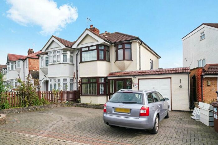 3 Bedroom Semi-Detached House For Sale In Windsor Crescent, Harrow, HA2