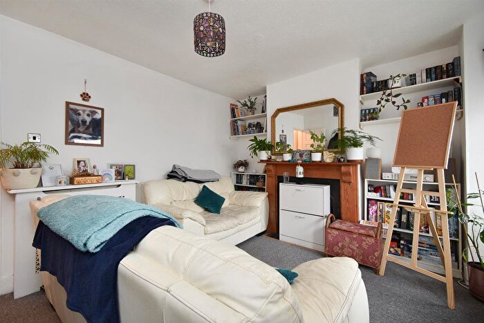 2 Bedroom Terraced House For Sale In Sandown Road, Hastings, TN35