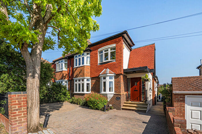 3 Bedroom Property For Sale In Coniston Road, Bexleyheath, Kent, DA7