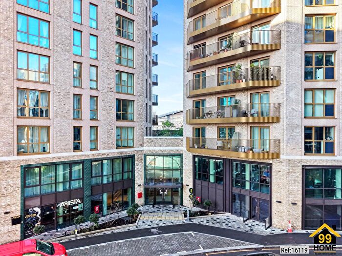 3 Bedroom Flat For Sale In Jasmine House, Brentford, London Borough Of Hounslow, TW8