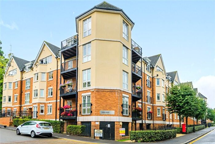 2 Bedroom Flat To Rent In Casel Court, Stanomore, HA7