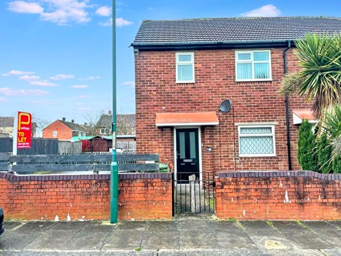 3 Bedroom Flat To Rent In Hautmont Road, Hebburn, Tyne And Wear, NE31
