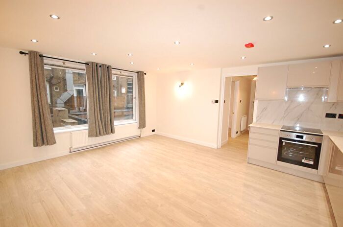 1 Bedroom Flat To Rent In Barrett Street, London, W1U