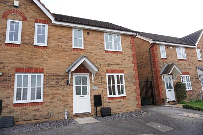2 Bedroom Terraced House To Rent In Threlkeld Close, NG2