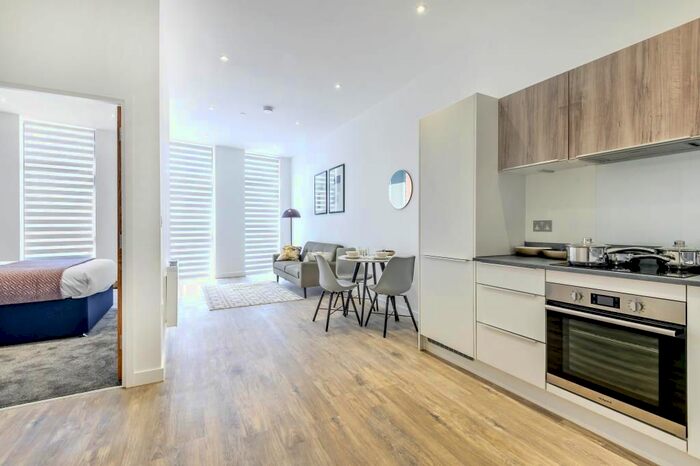 1 Bedroom Flat To Rent In Swindon, Wiltshire, SN2