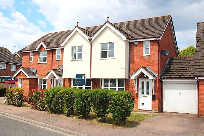3 Bedroom Terraced House For Sale In Cobham, Surrey, KT11