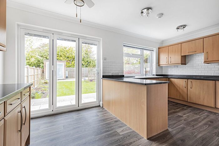 4 Bedroom Semi-Detached House To Rent In Raeburn Road, Sidcup, DA15