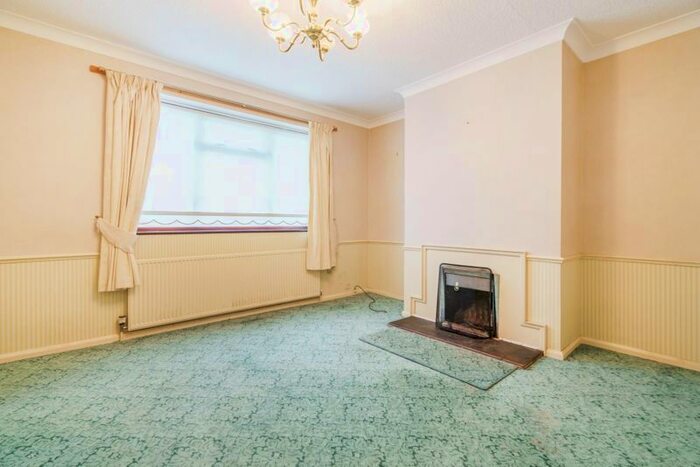 2 Bedroom Detached Bungalow For Sale In Ibstone, High Wycombe, HP14