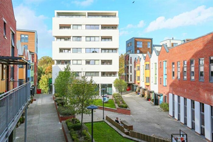 2 Bedroom Apartment To Rent In Paintworks - Arnos Vale, BS4