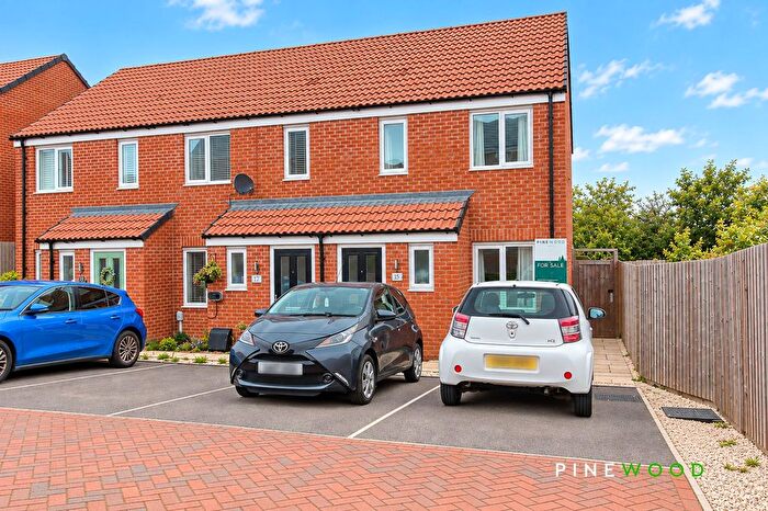 2 Bedroom End Of Terrace House For Sale In Jasper Avenue, Hasland, S41