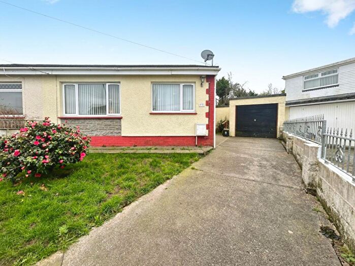 2 Bedroom Semi-Detached Bungalow For Sale In Elm Rise, Bryncethin, CF32