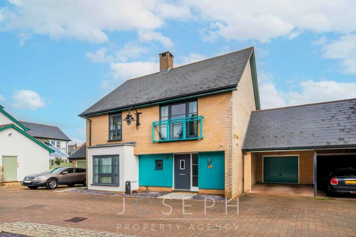 4 Bedroom Detached House For Sale In Cranberry Square, Ipswich, IP3