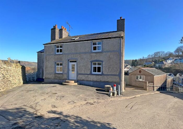 6 Bedroom Detached House For Sale In Church Street, Llanfairtalhaiarn, Conwy, LL22