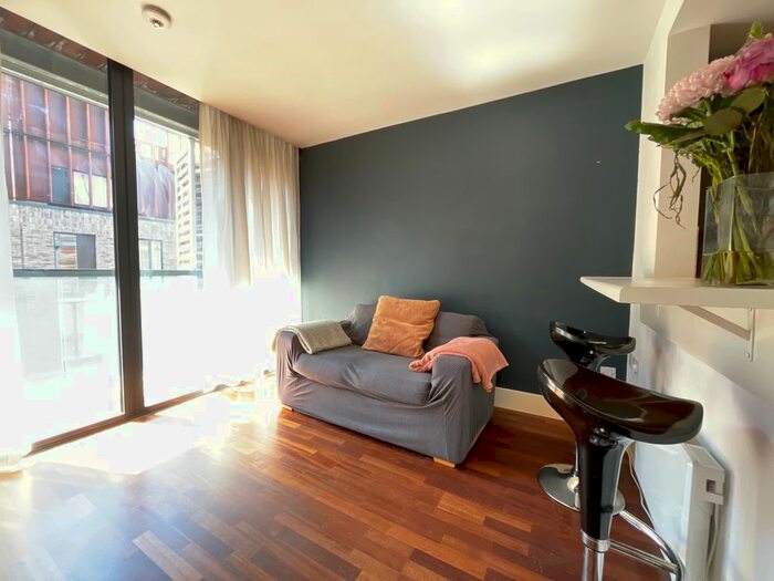 1 Bedroom Flat To Rent In Burton Place, Castlefield, Manchester, M15