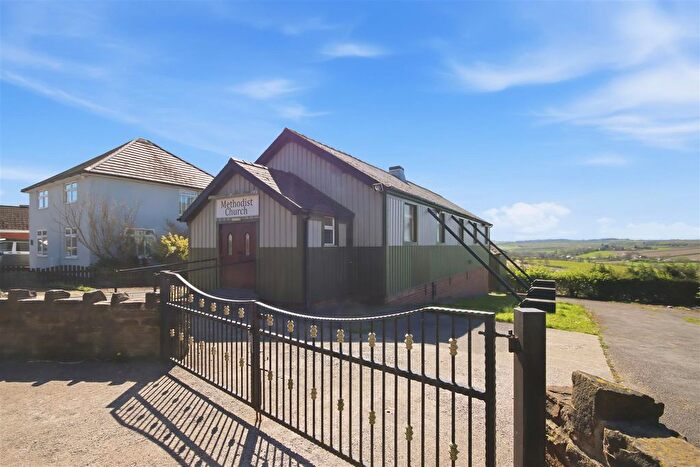 Property For Sale In Tom Lane, Duckmanton, Chesterfield, S44