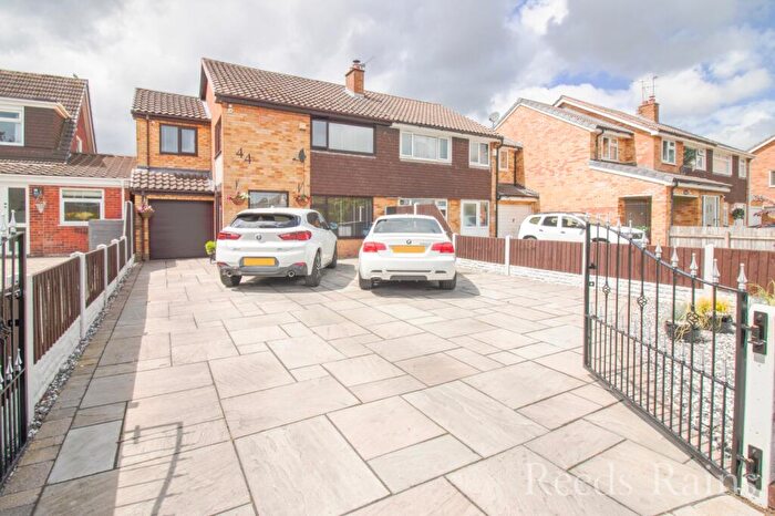 4 Bedroom Semi-Detached House For Sale In Thorne Drive, Little Sutton, Ellesmere Port, Cheshire, CH66