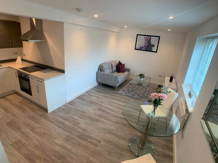 1 Bedroom Flat To Rent In Peterborough Road, Market Deeping, Peterborough, PE6